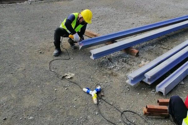 Crane Rails - Image 9