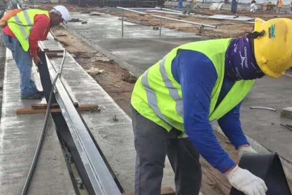 Crane Rails - Image 7