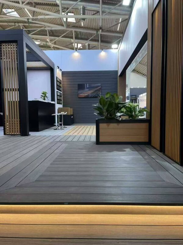 Decking - Image 19