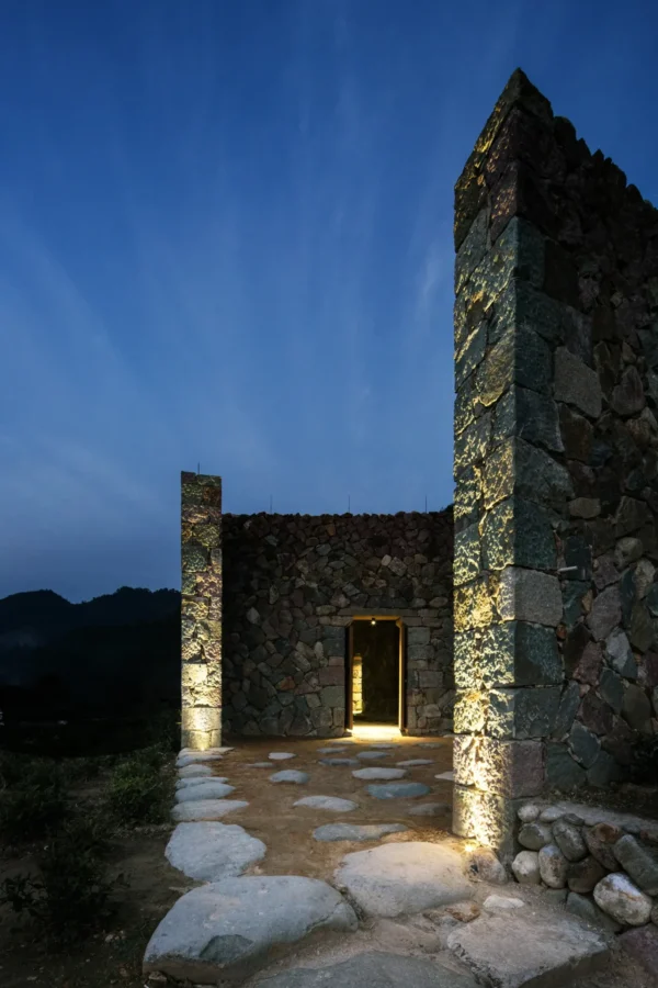 Uplights - Image 6